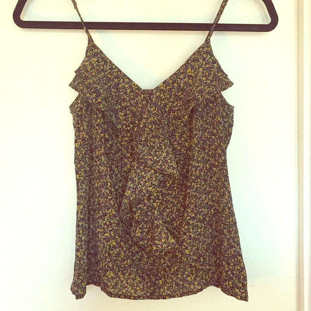 UO Floral Ruffled Top w/ back zipper detail